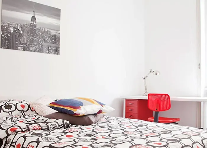 Kamchu Apartments: Ada