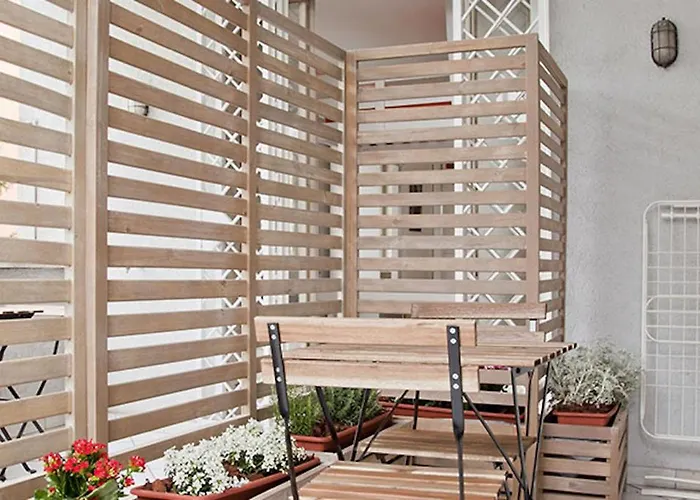 Kamchu Apartments: Ada