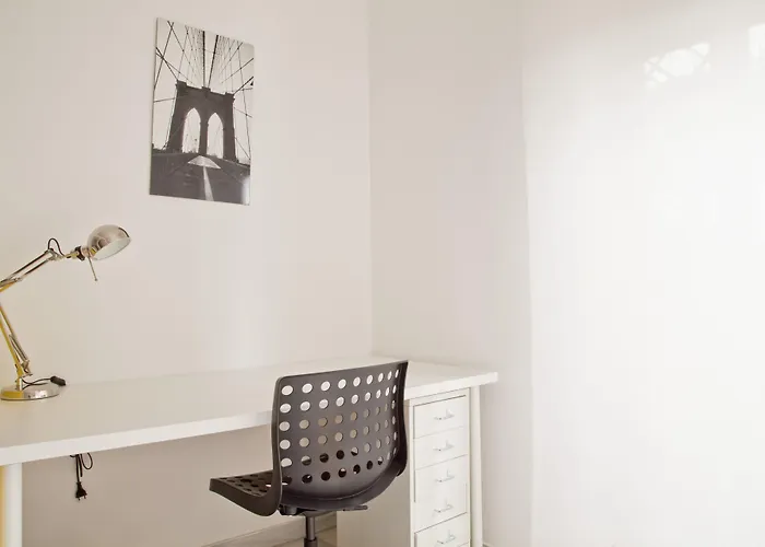Kamchu Apartments: Ada