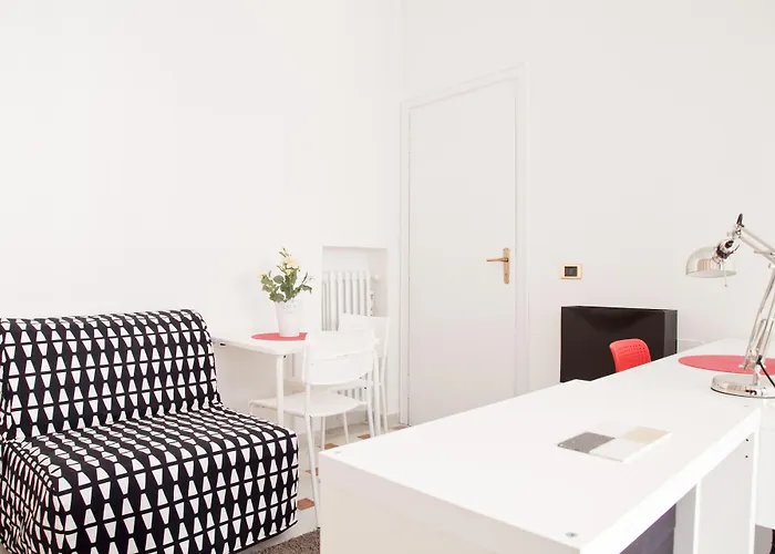 Kamchu Apartments: Ada Roma